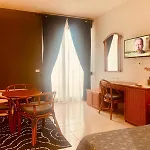 River Park 3* אמליה