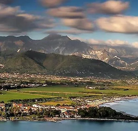 River Park 3* アメーリア