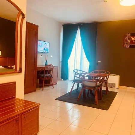 ホテル River Park