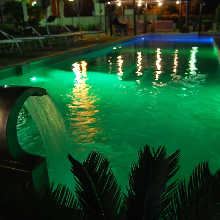 River Park ホテル