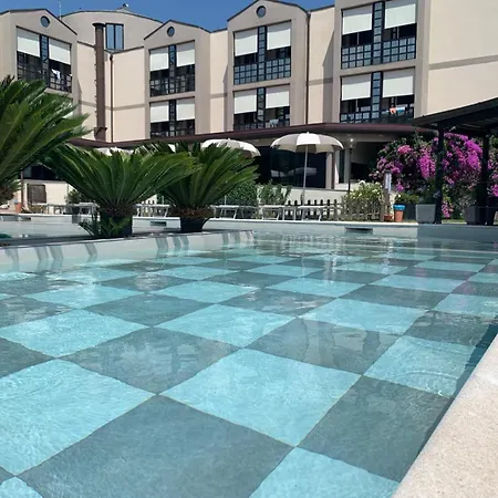 River Park Hotel