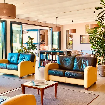 Hotel River Park 3*